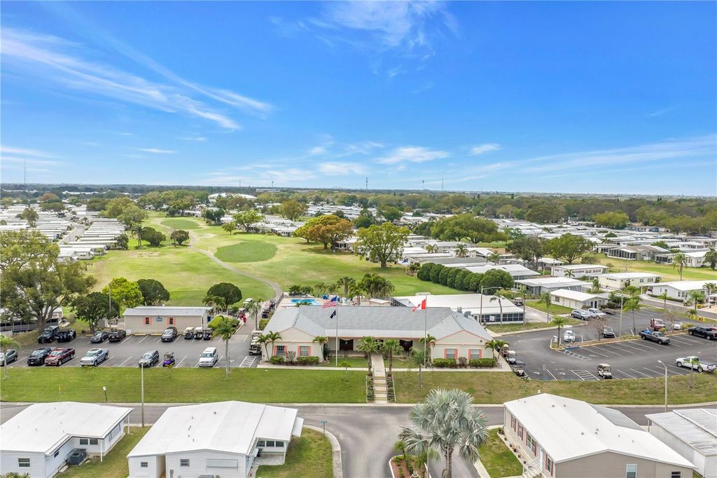 Image 43 of property listing at 672 SUGAR PALM STREET, Largo, FL 33778