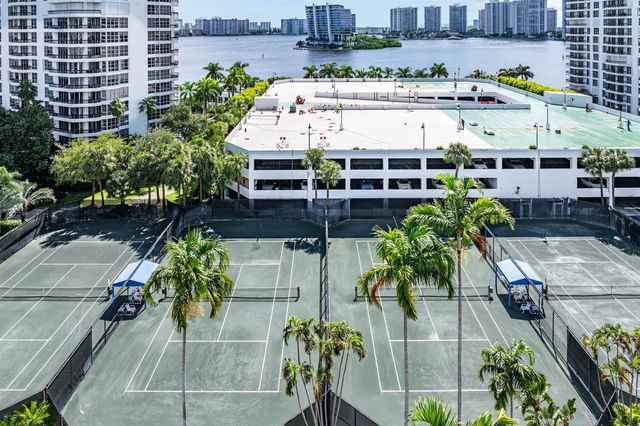3500 Mystic Pointe Drive, Aventura, FL 33180