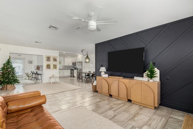 2613 E Pierson Street, Phoenix, AZ 85016