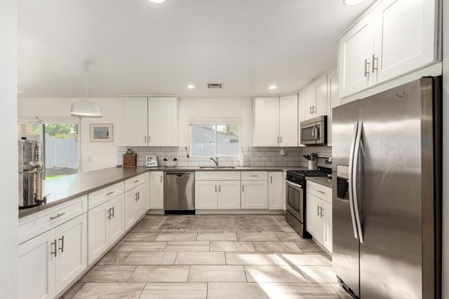 2613 E Pierson Street, Phoenix, AZ 85016