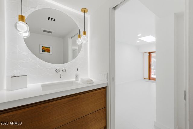 3601 E STANFORD Drive, Paradise Valley, AZ 85253