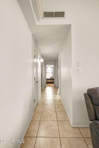 7987 NIGHT FALL Place, El Paso, TX 79932