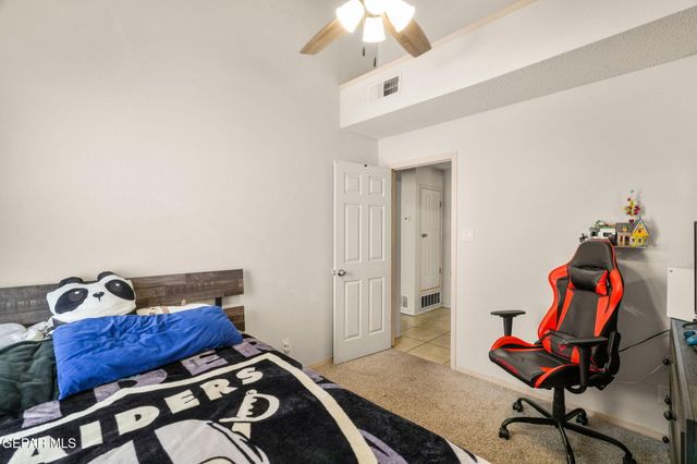 7987 NIGHT FALL Place, El Paso, TX 79932