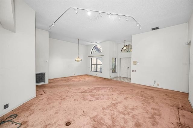 107 WOODCREEK DRIVE S, Safety Harbor, FL 34695