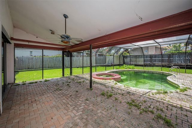 107 WOODCREEK DRIVE S, Safety Harbor, FL 34695