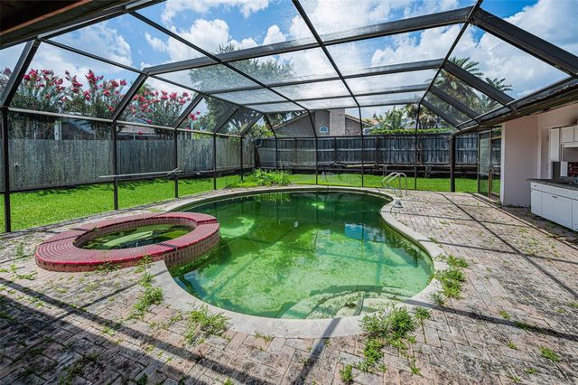 107 WOODCREEK DRIVE S, Safety Harbor, FL 34695