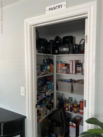 13203 Frazho Road, Warren, MI 48089