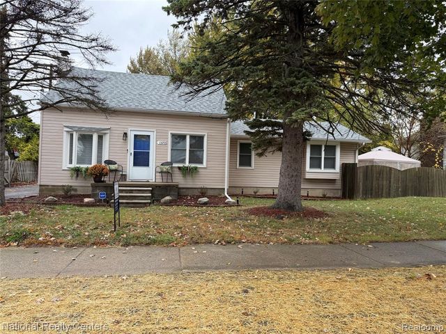 13203 Frazho Road, Warren, MI 48089