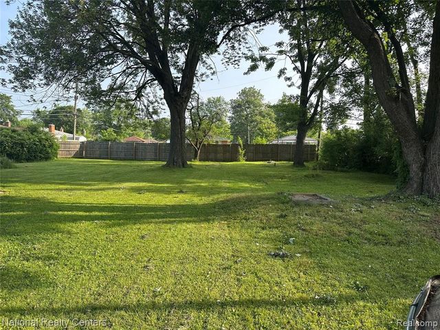 13203 Frazho Road, Warren, MI 48089