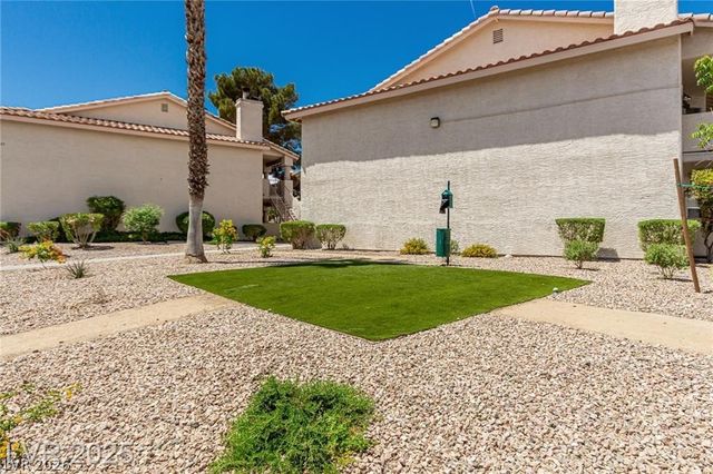 905 Sulphur Springs Lane 101, Las Vegas, NV 89128