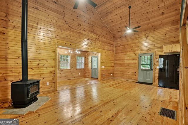 665 Shady Lane, Mineral Bluff, GA 30559