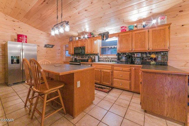 3919 Ole Smoky Way, Sevierville, TN 37862