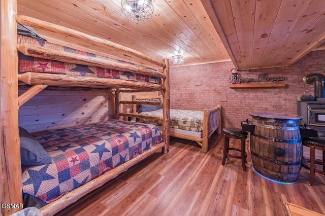 3919 Ole Smoky Way, Sevierville, TN 37862