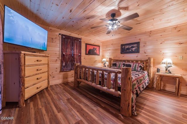 3919 Ole Smoky Way, Sevierville, TN 37862