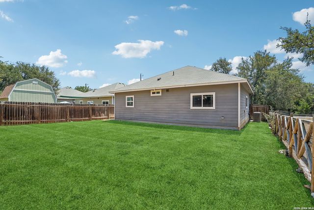 1035 Cedar Grove Trail, Spring Branch, TX 78070