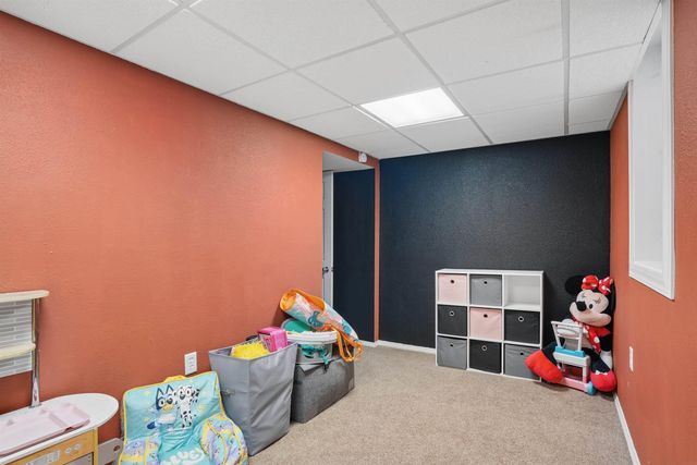 1815 W 7TH Street, Waterloo, IA 50702
