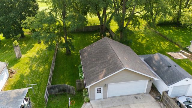 1815 W 7TH Street, Waterloo, IA 50702