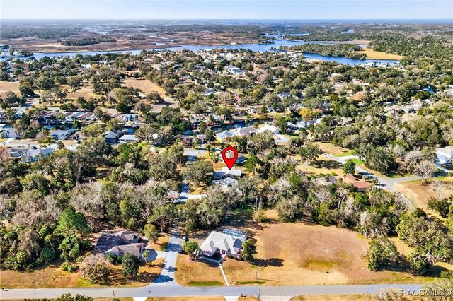 4800 S Wood Way, Homosassa, FL 34448