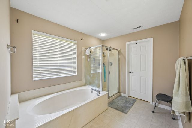 511 Georgetown Road, Greenwood, IN 46142