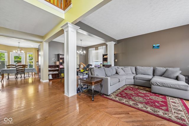 511 Georgetown Road, Greenwood, IN 46142