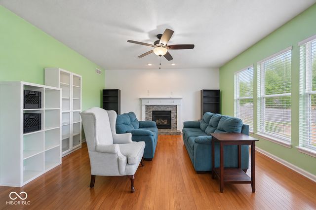 511 Georgetown Road, Greenwood, IN 46142
