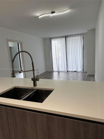 801 S Miami Avenue 1808, Miami, FL 33130