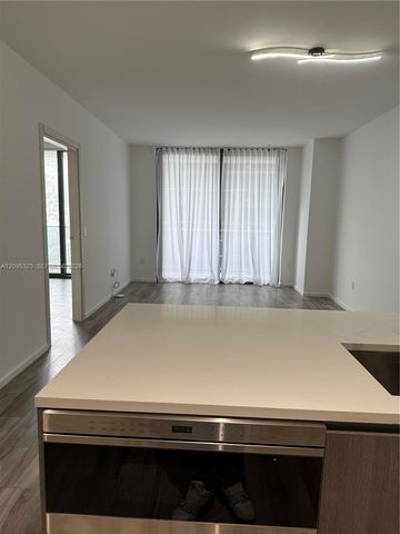 801 S Miami Avenue 1808, Miami, FL 33130