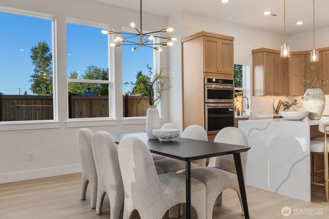 2903 Crystal Springs Road W, University Place, WA 98466