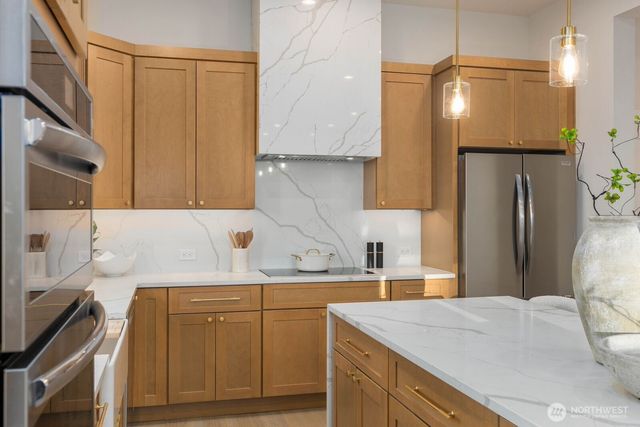 2903 Crystal Springs Road W, University Place, WA 98466