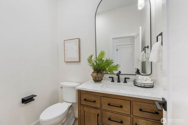2903 Crystal Springs Road W, University Place, WA 98466