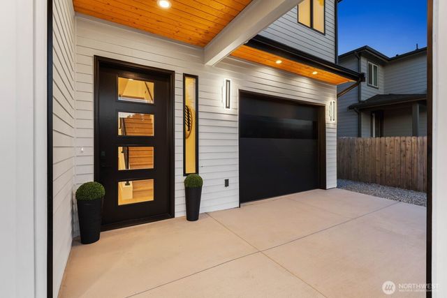 2903 Crystal Springs Road W, University Place, WA 98466