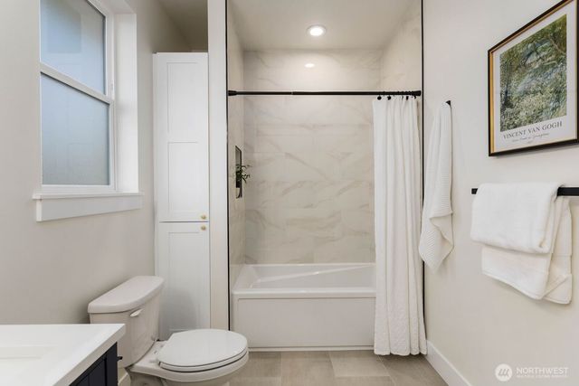 2903 Crystal Springs Road W, University Place, WA 98466