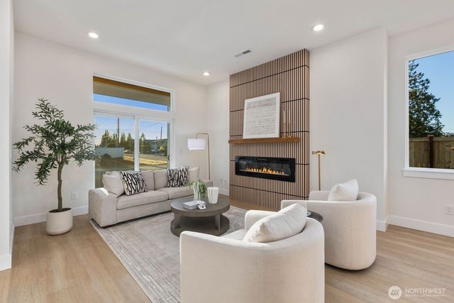 2903 Crystal Springs Road W, University Place, WA 98466