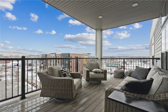 329 12th Ave SE 401, Cedar Rapids, IA 52401