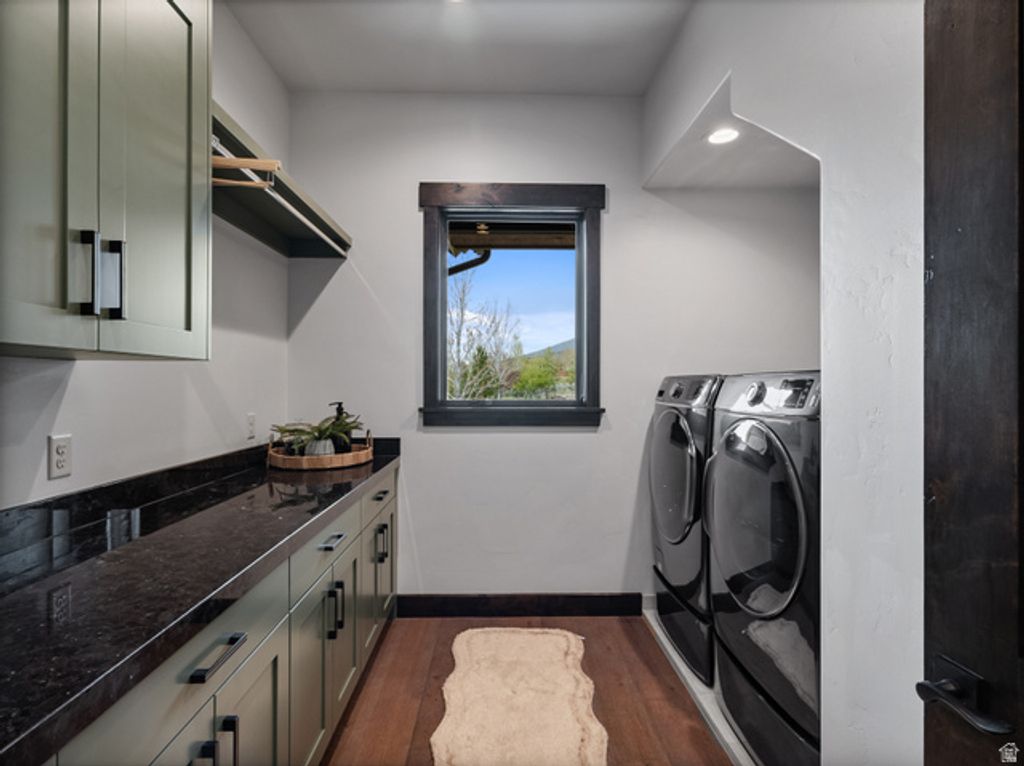 Image 19 of property listing at 1075 N OQUIRRH DR, Heber City, UT 84032