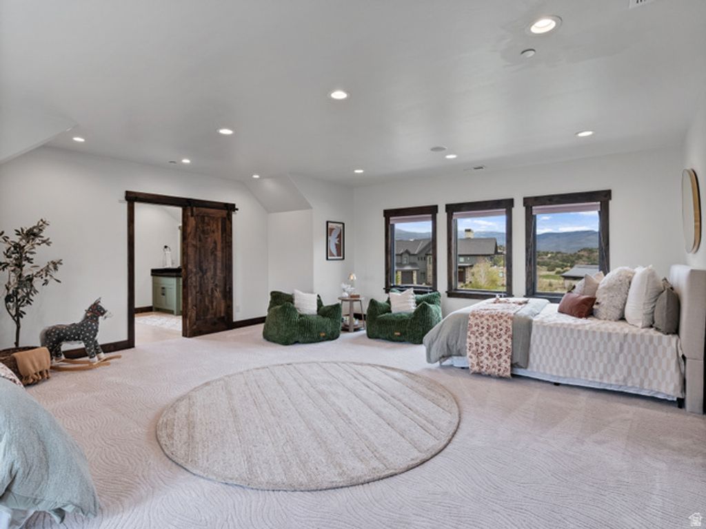 Image 27 of property listing at 1075 N OQUIRRH DR, Heber City, UT 84032