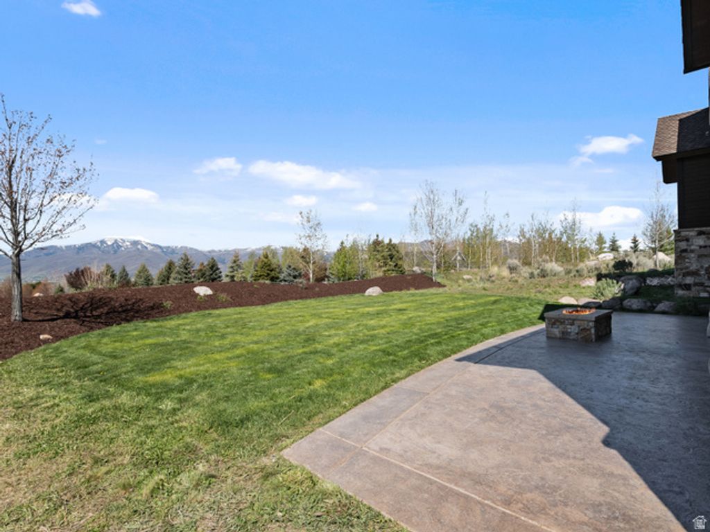 Image 35 of property listing at 1075 N OQUIRRH DR, Heber City, UT 84032