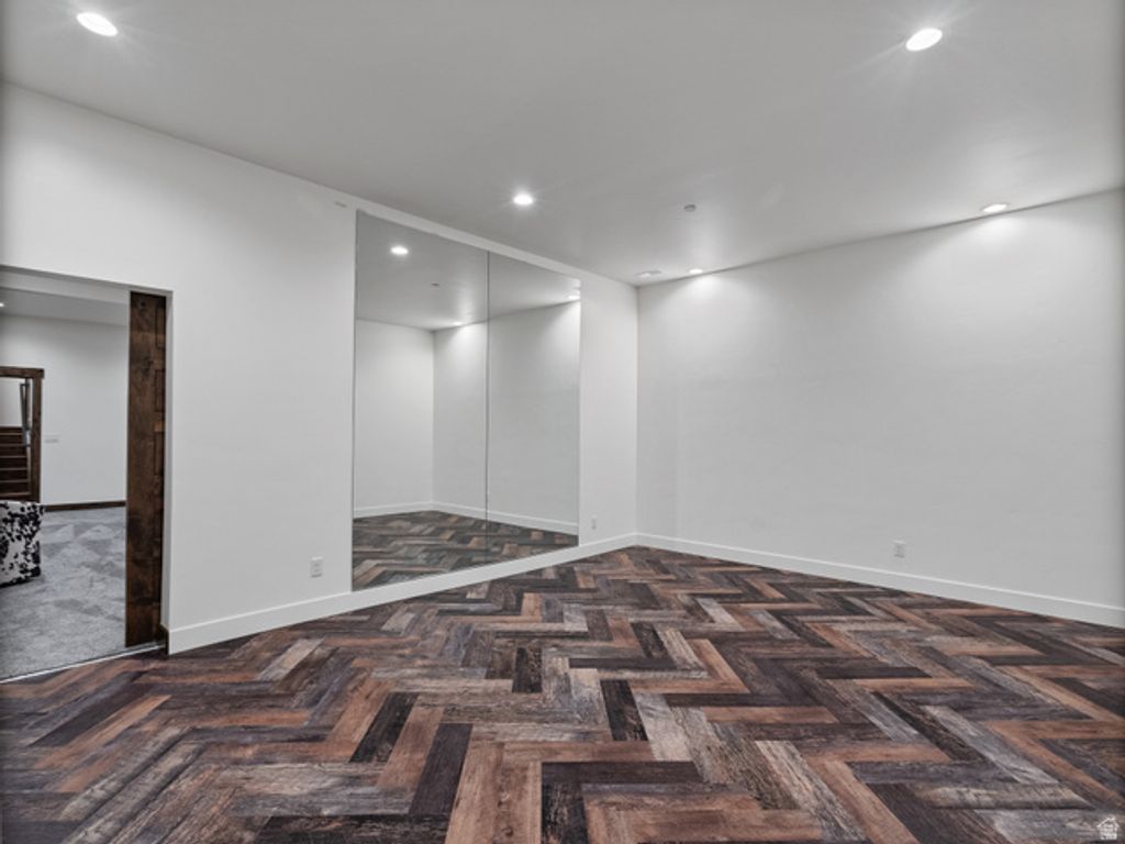 Image 61 of property listing at 1075 N OQUIRRH DR, Heber City, UT 84032