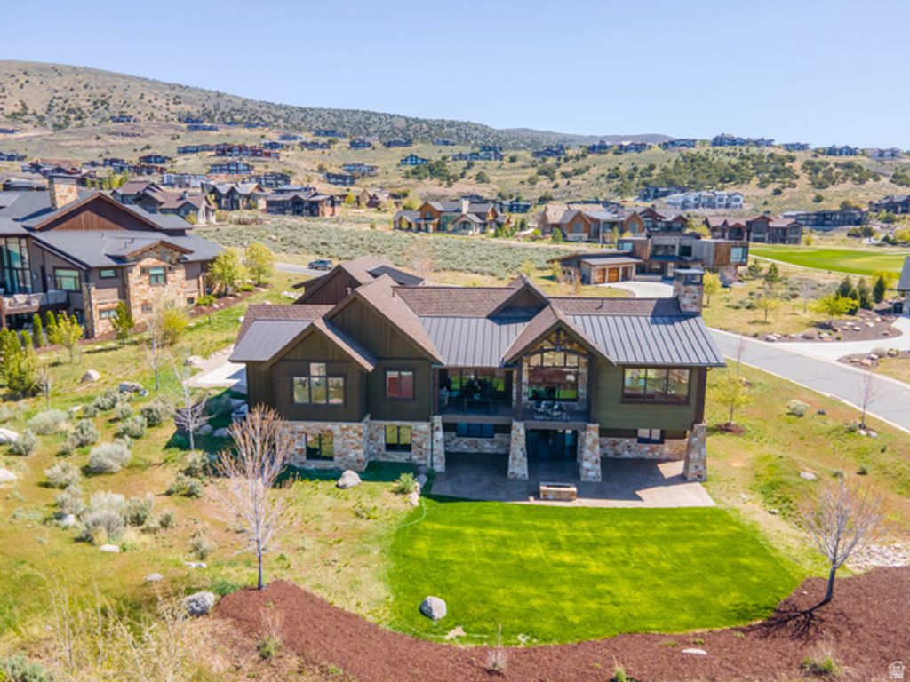 Image 63 of property listing at 1075 N OQUIRRH DR, Heber City, UT 84032