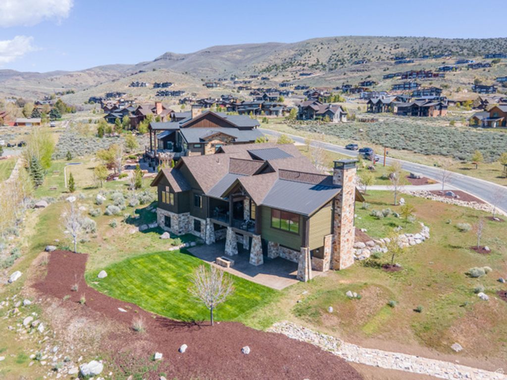 Image 64 of property listing at 1075 N OQUIRRH DR, Heber City, UT 84032