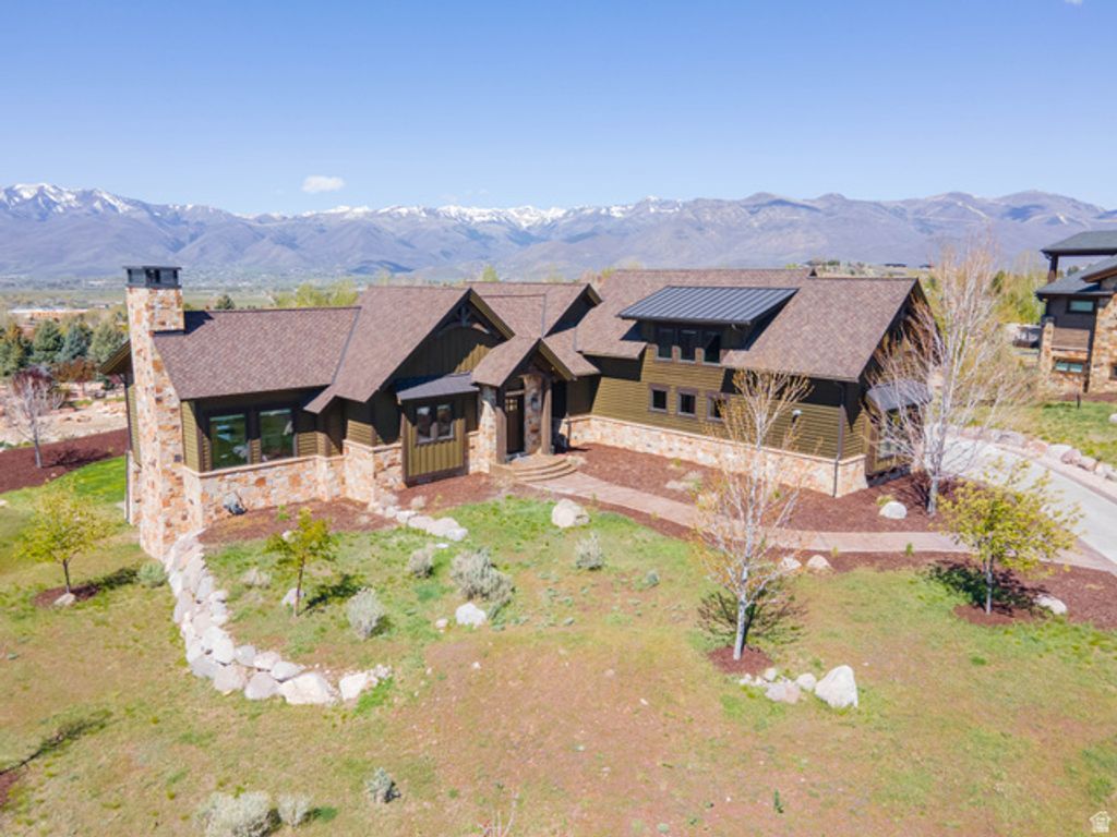 Image 69 of property listing at 1075 N OQUIRRH DR, Heber City, UT 84032