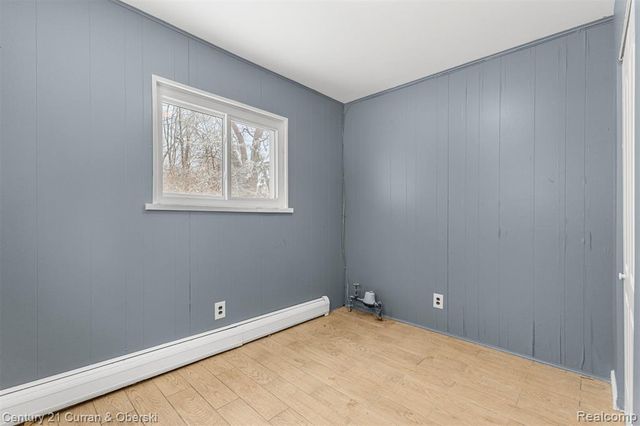 19497 Inkster Road, Romulus, MI 48174