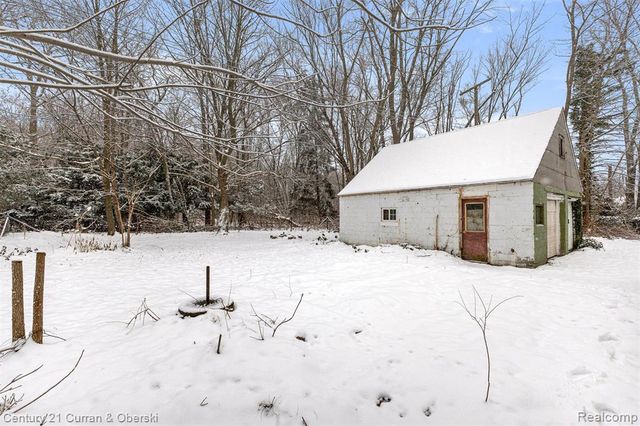 19497 Inkster Road, Romulus, MI 48174