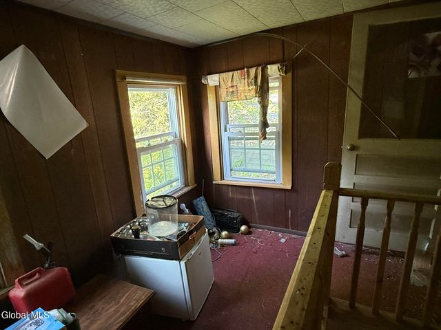 13 Lisha Kill Road, Colonie, NY 12205