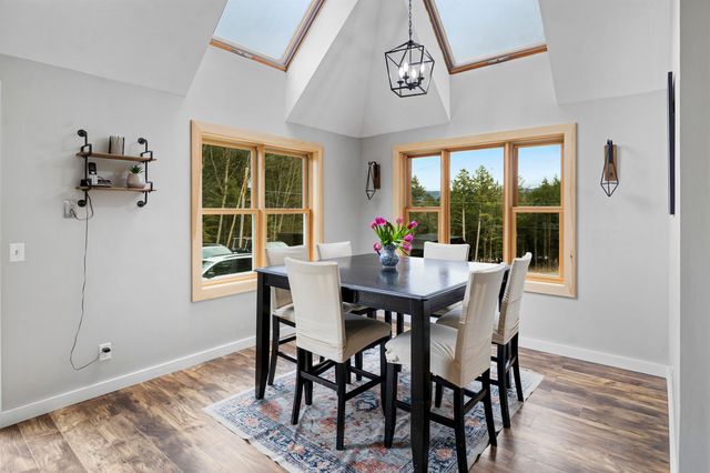 371 Maplewood Commons Road, Moretown, VT 05660