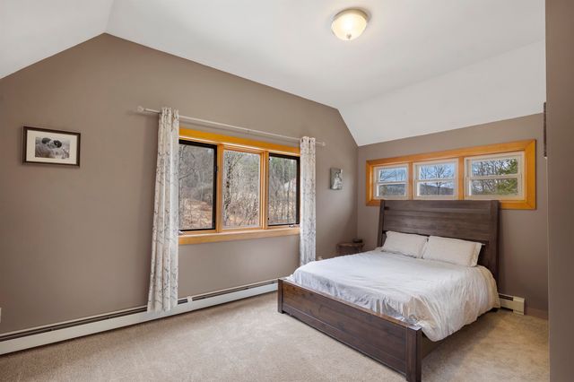 371 Maplewood Commons Road, Moretown, VT 05660