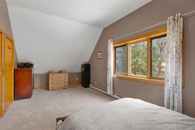 371 Maplewood Commons Road, Moretown, VT 05660