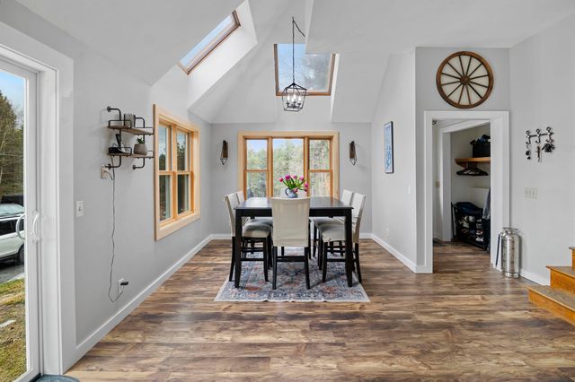 371 Maplewood Commons Road, Moretown, VT 05660