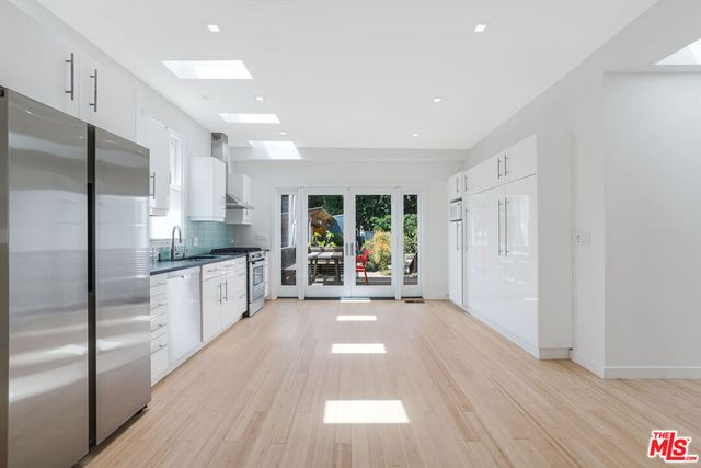 4155 Lincoln Avenue, Culver City, CA 90232