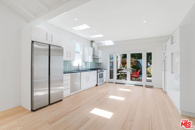 4155 Lincoln Avenue, Culver City, CA 90232